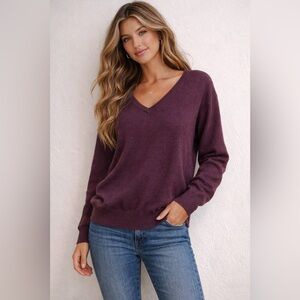 J Crew  Cotton Cashmere Sweater Purple V Neck Lightweight Knit Pullover Large